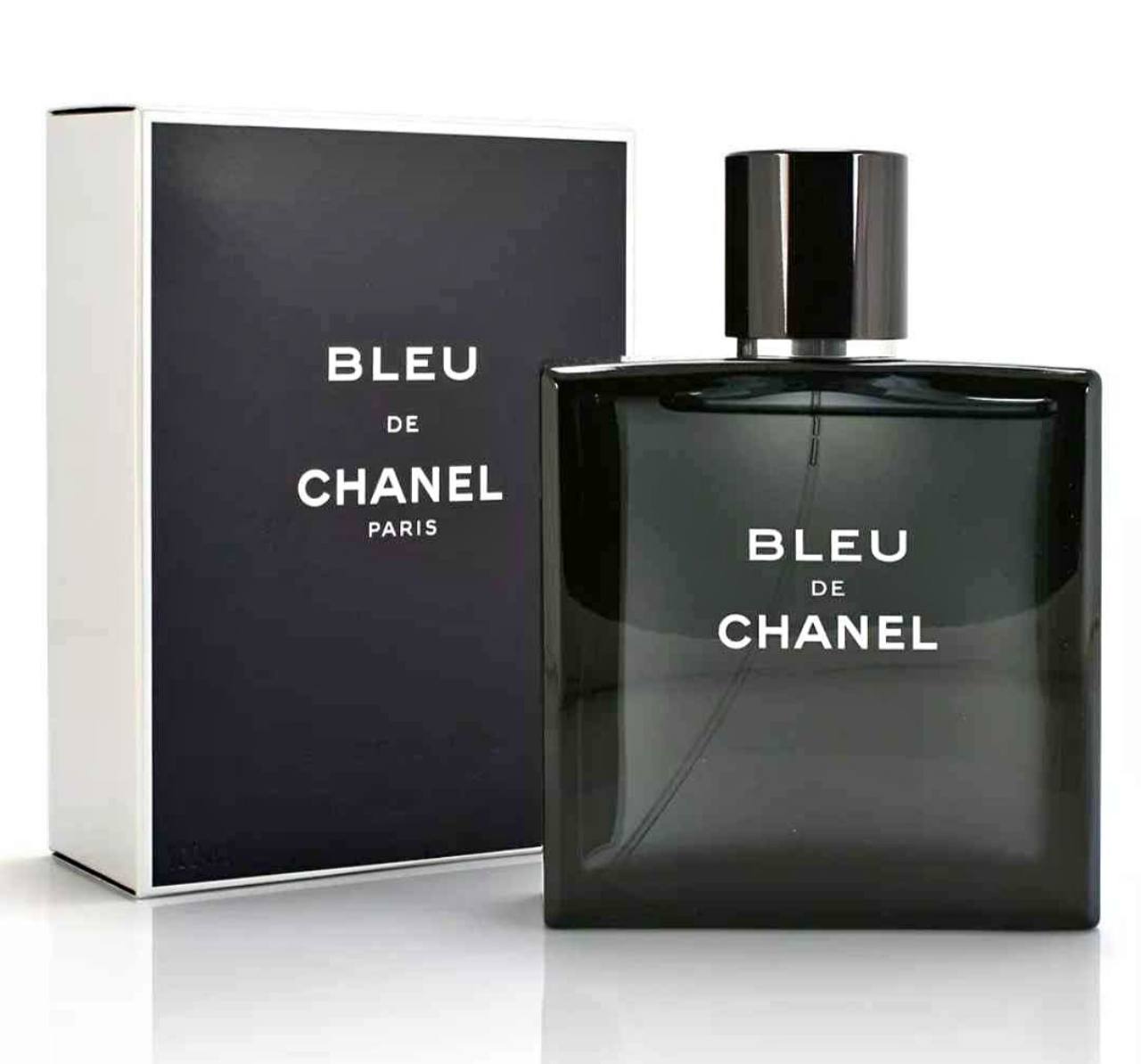 07 - 3 PERFUMES + 1 REGALO (212 VIP, Bleu chanel + Sauvage + perfumero)